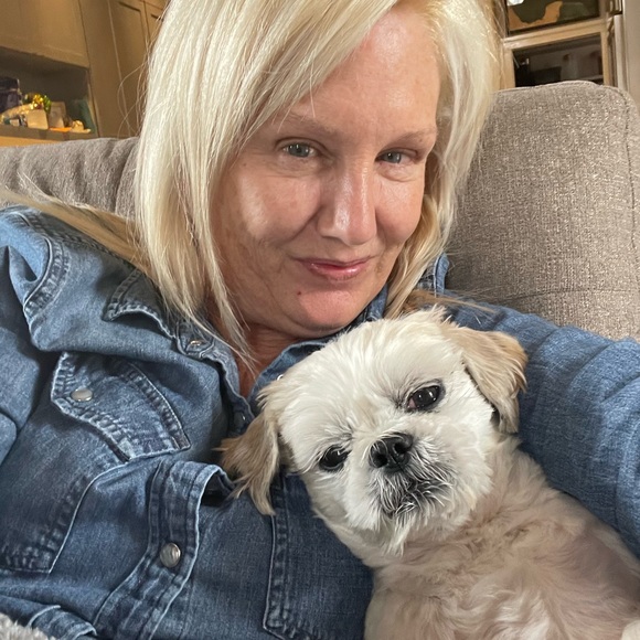 Meet your Posher, Anna - Picture 9 of 14